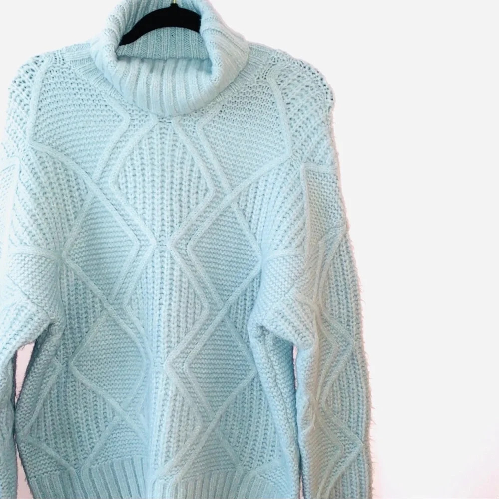 Caslon NWT Light Blue Chunky Cable Knit Turtleneck Sweater Medium Women’s - Picture 6 of 11